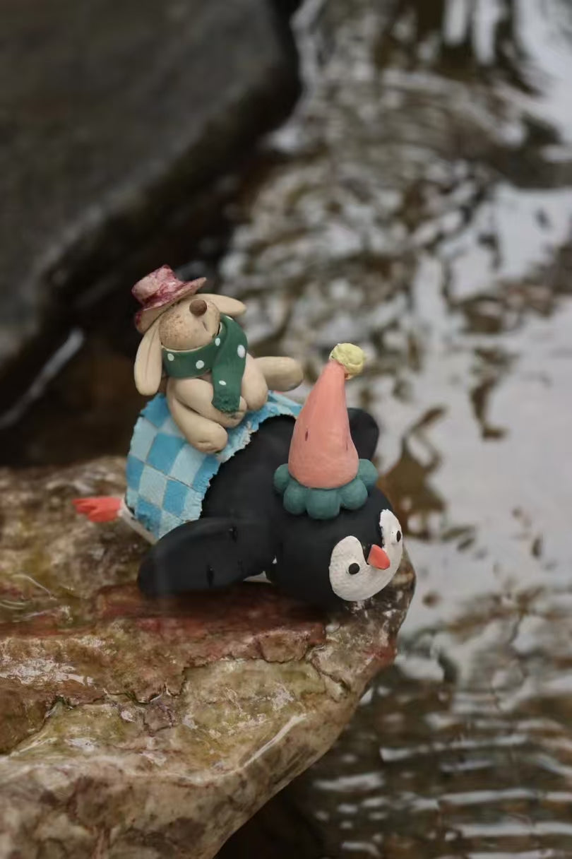 Small-size ceramics bunny with ride（customized）